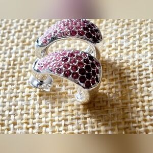 Elegant Silver and Pink Crystal Ring